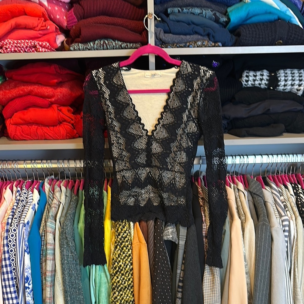 Nautical Clothing black lace overlay long sleeve v neck top size XS